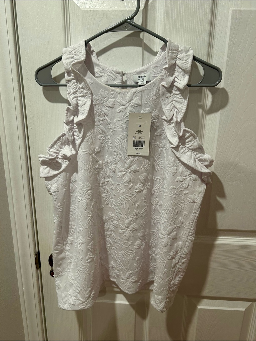 NWT Crown & Ivy White Ruffle Embroidered Sleeveless Top